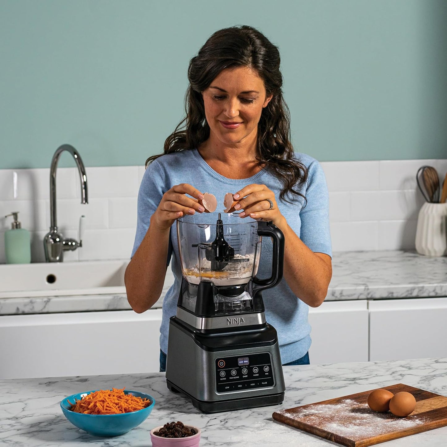 Ninja BN800UK 3-in-1 Food Processor & Blender 1200W – 2.1L Jug, 1.8L Bowl, Auto-iQ, Black