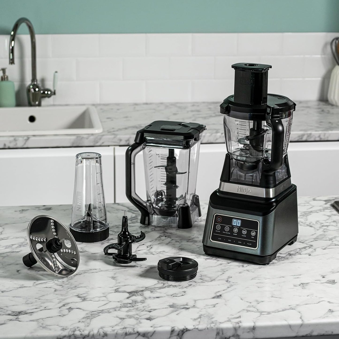 Ninja BN800UK 3-in-1 Food Processor & Blender 1200W – 2.1L Jug, 1.8L Bowl, Auto-iQ, Black